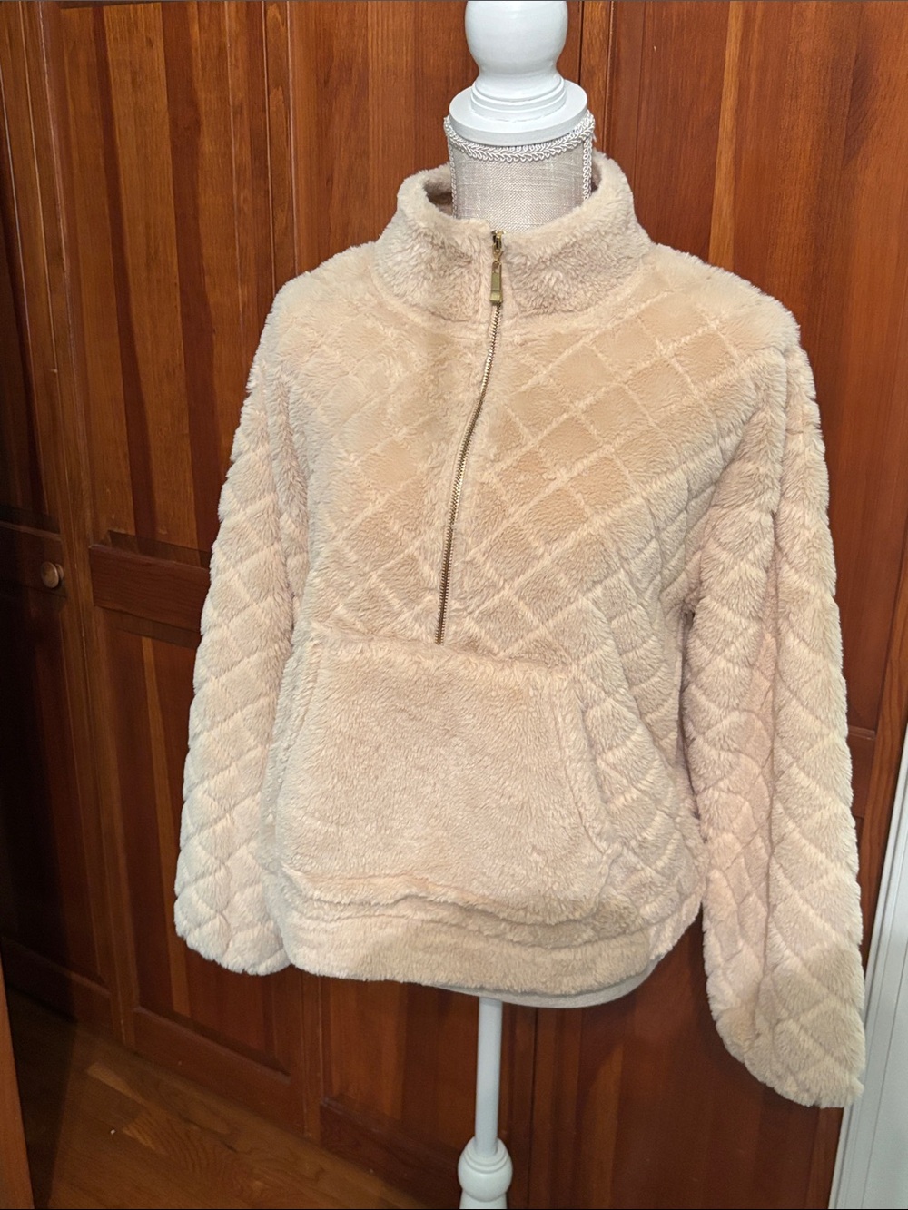 Plush Half-Zip Fleece Pullover in Light Beige